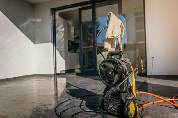 Best Gutter Cleaning and Brightening in Cascade, IA